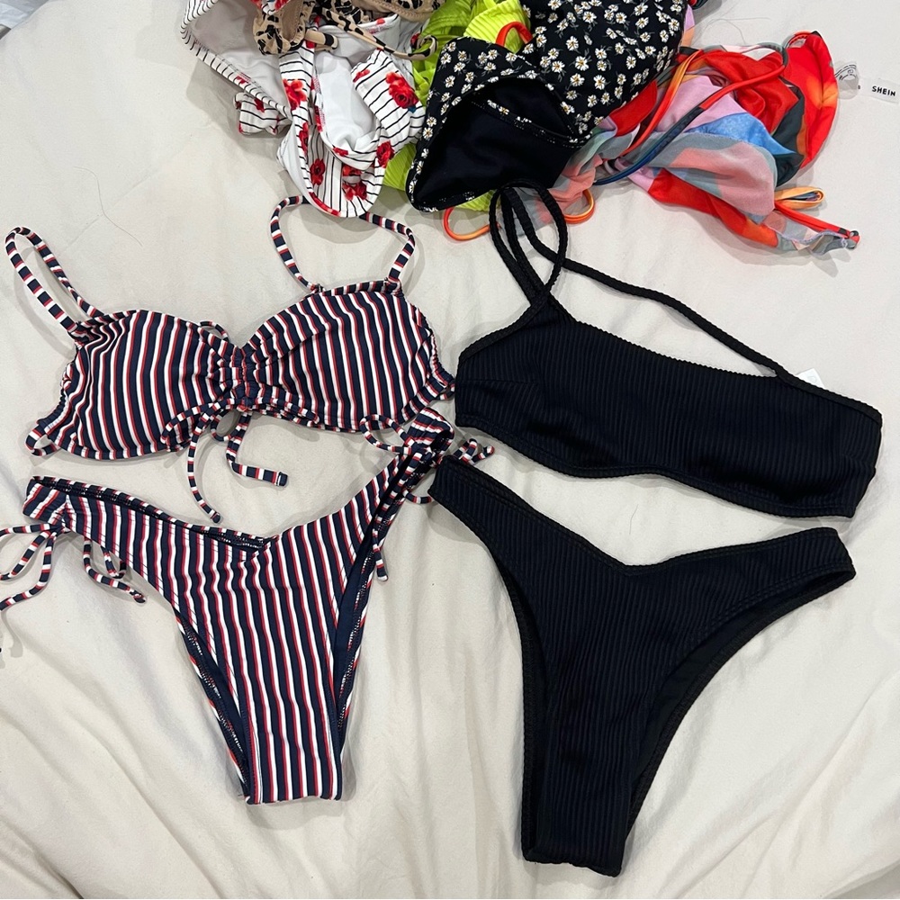 Hollister Swimsuit Bundle